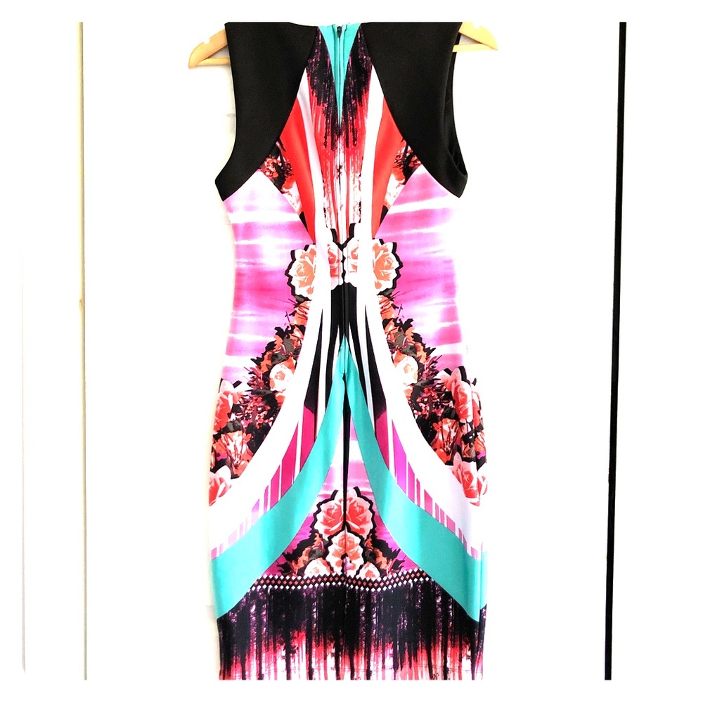 👗 Bodycon Beauty.